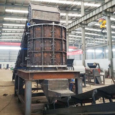 12000KG 수직 망치 복합 분쇄기 800-1000kg / H 용량으로 모래 만드는 기계
