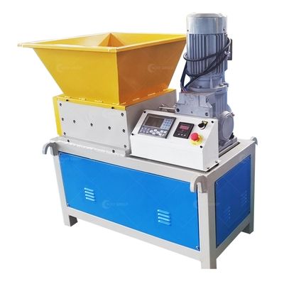 800-5000kg/h 용량 작은 이중 셰프트 종이 분쇄기 고객의 요구를 충족시키기 위해